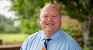 Portrait of Paul Smith, dean of Linfield University's School of Nursing 