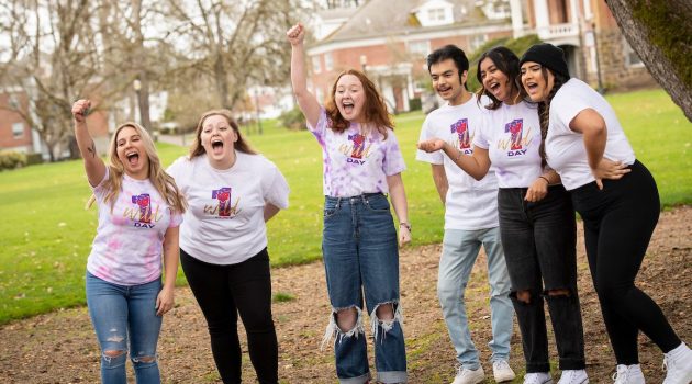 Student volunteers celebrate One Wild Day