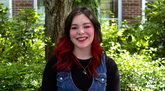 Jadey Holcomb portrait outdoors